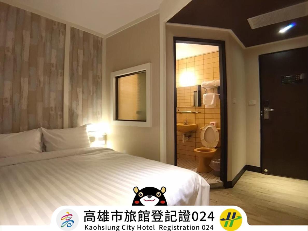 Win Inn Kaohsiung Hotel Buitenkant foto